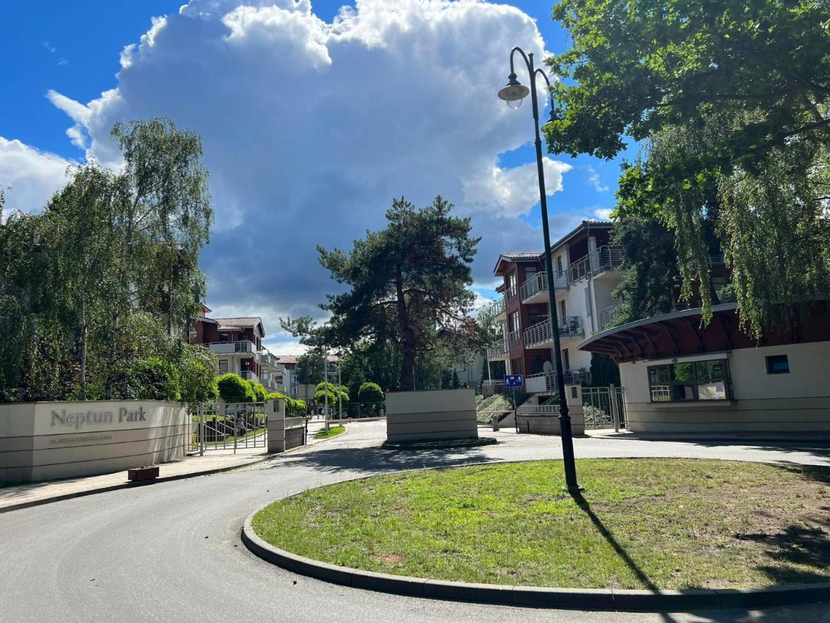 Neptun Park Apartament - 100 M Od Plazy Gdańsk Zewnętrze zdjęcie